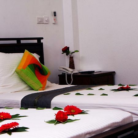 Rajanawa Resort Ratnapura Buitenkant foto