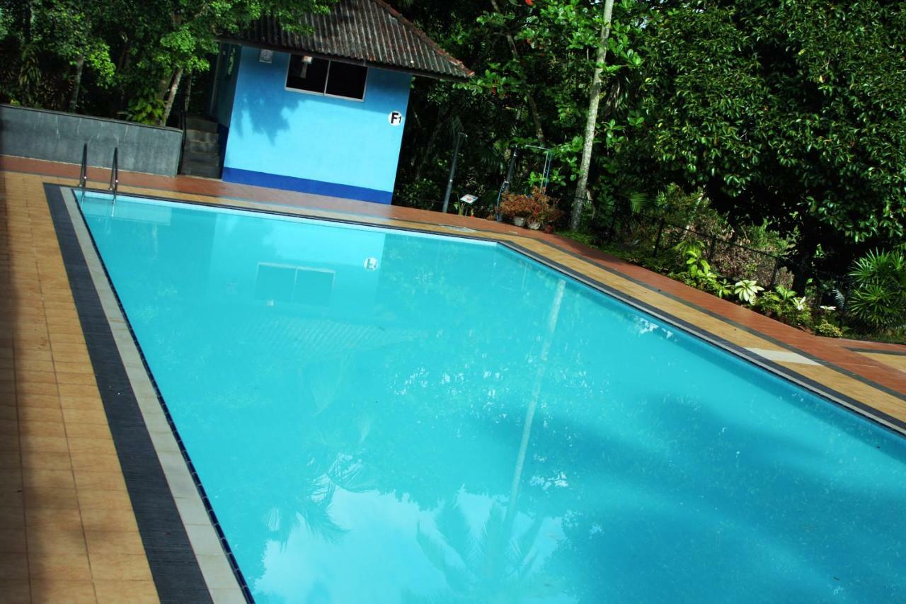 Rajanawa Resort Ratnapura Buitenkant foto